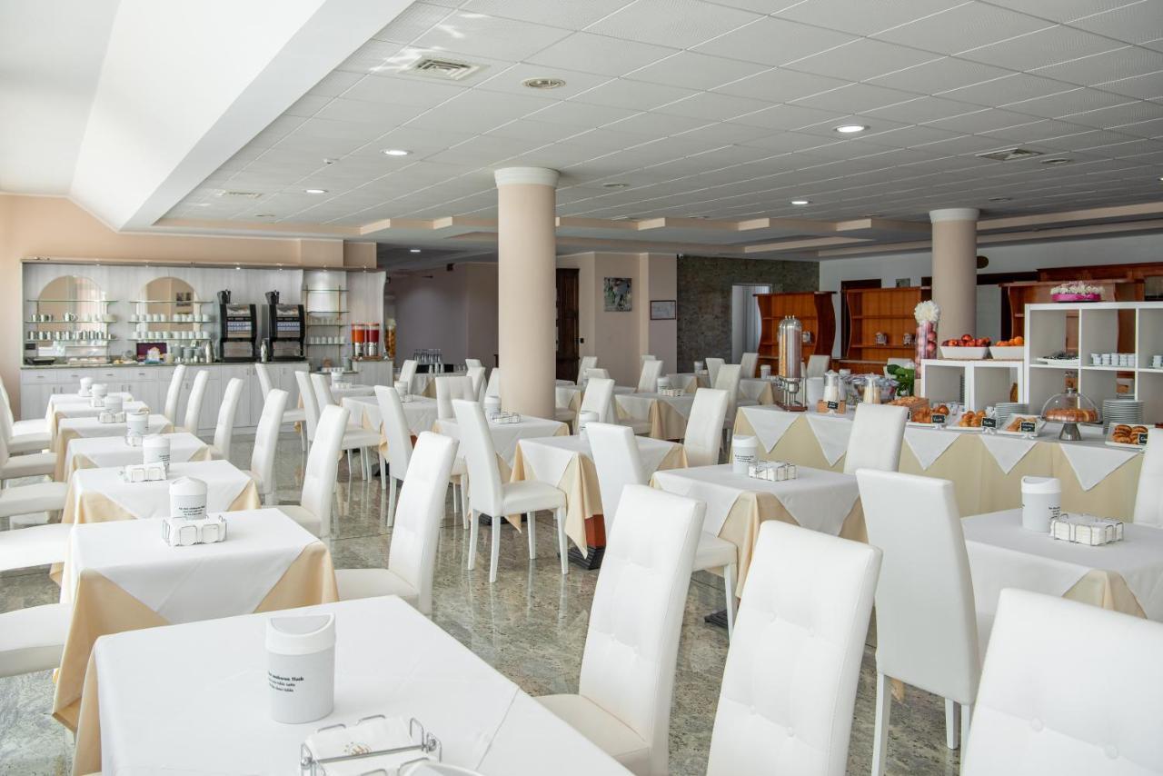 Rivoli Hotel Extérieur photo